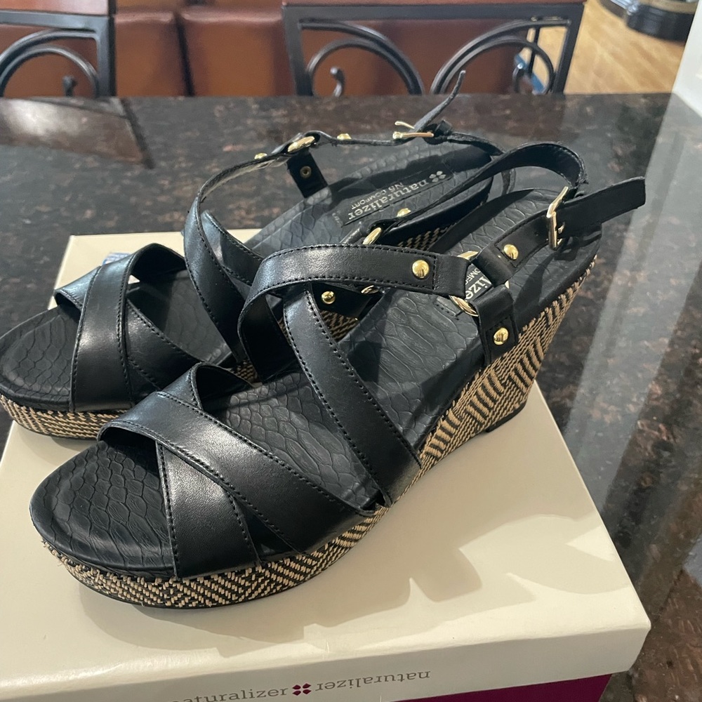 Naturalizer Robyn Black Lea wedge